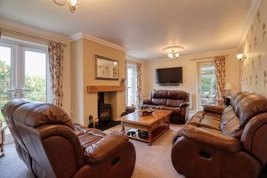 Lounge- click for photo gallery